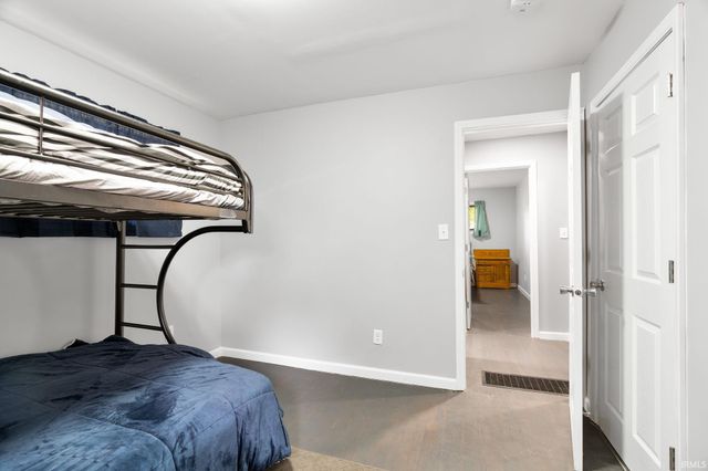 5255 E Bay Front Court, Monticello, IN 47960