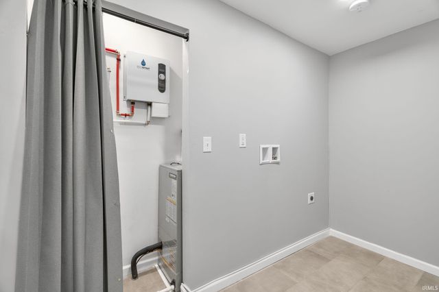 5255 E Bay Front Court, Monticello, IN 47960