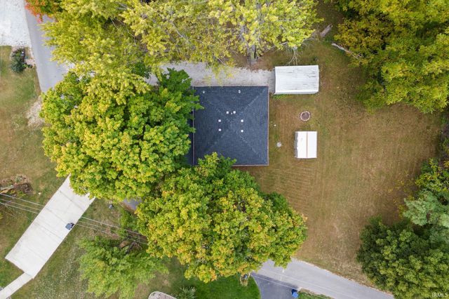 5255 E Bay Front Court, Monticello, IN 47960