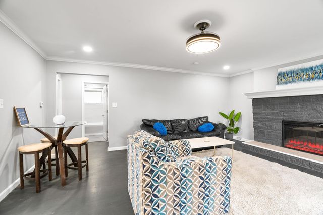 5255 E Bay Front Court, Monticello, IN 47960