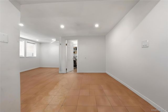 76 2nd Avenue, East Rockaway, NY 11518