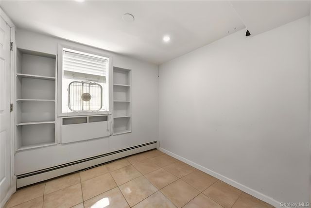 76 2nd Avenue, East Rockaway, NY 11518