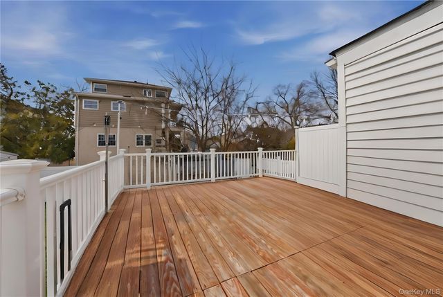 76 2nd Avenue, East Rockaway, NY 11518