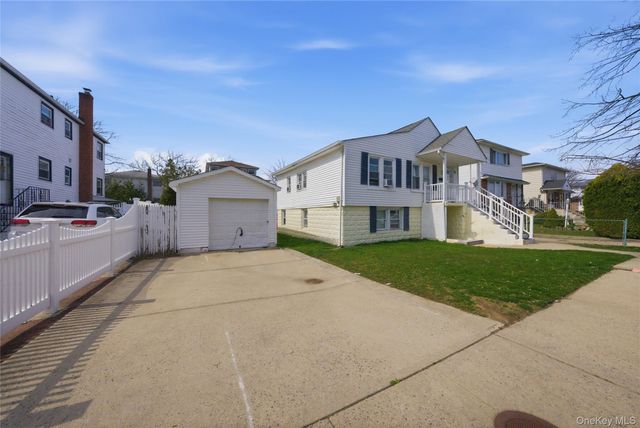 76 2nd Avenue, East Rockaway, NY 11518