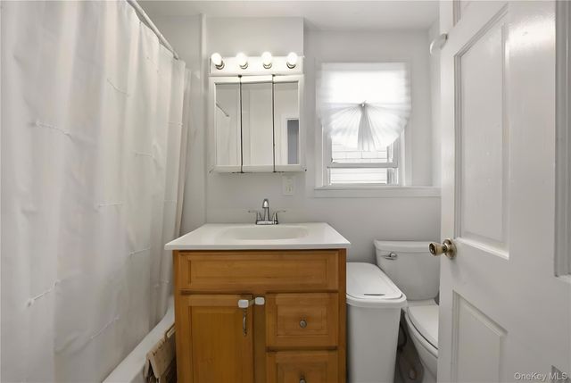 76 2nd Avenue, East Rockaway, NY 11518