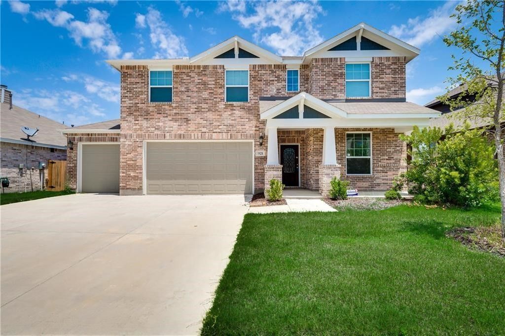 921 Foxglove Drive, Little Elm, TX 75068