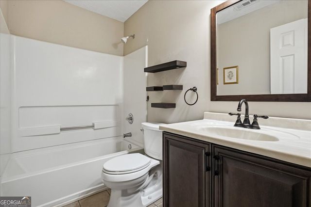 104 Elmwood Drive, Hampton, GA 30228