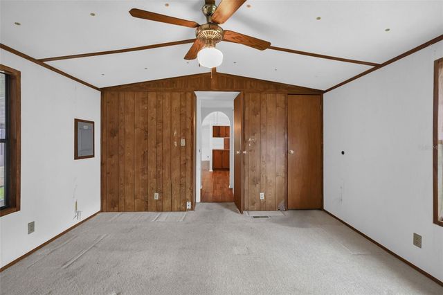 242 CANDLEWOOD DRIVE, Lake Wales, FL 33898