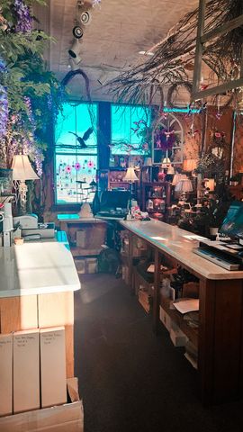 147 S US Highway 45, Grayslake, IL 60030