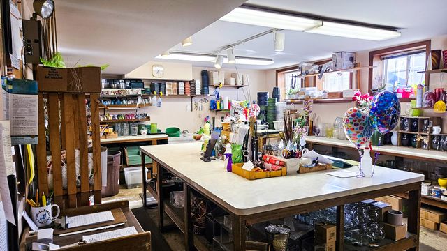 147 S US Highway 45, Grayslake, IL 60030