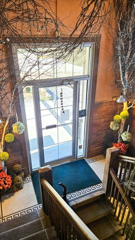 147 S US Highway 45, Grayslake, IL 60030