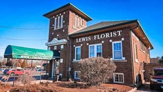 147 S US Highway 45, Grayslake, IL 60030