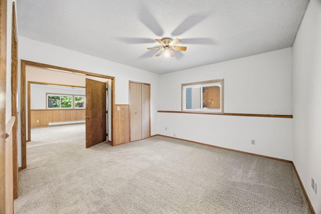 8818 N Brook Avenue N, Brooklyn Park, MN 55428