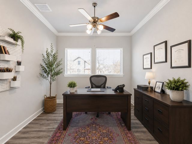 2000 Crescent Street, Fort Worth, TX 76008