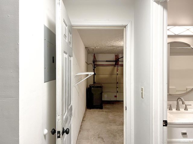 3433 S Burks Court, Bloomington, IN 47401