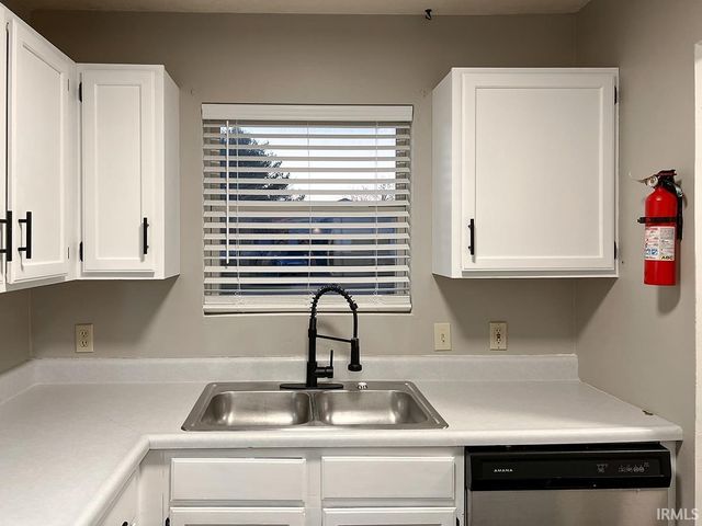 3433 S Burks Court, Bloomington, IN 47401