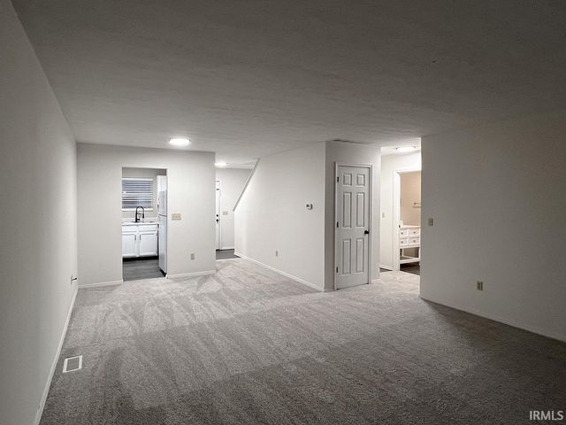 3433 S Burks Court, Bloomington, IN 47401