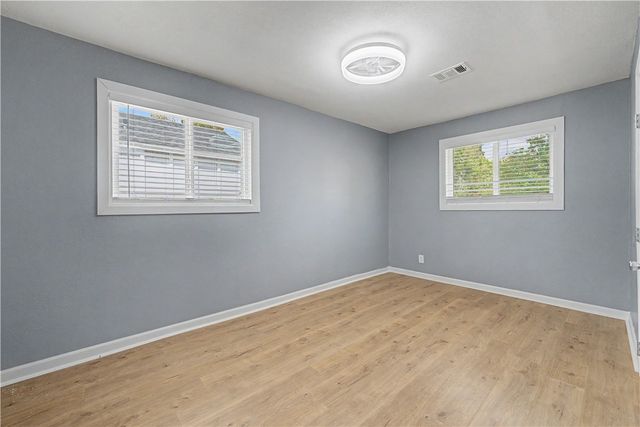 1023 S B Street, Rogers, AR 72756