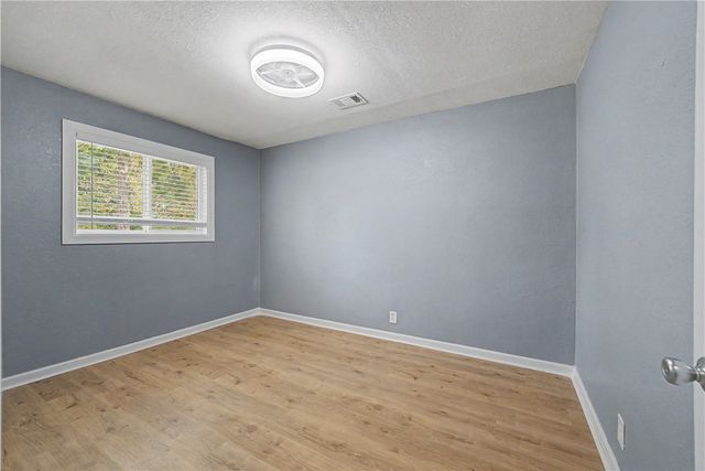 1023 S B Street, Rogers, AR 72756