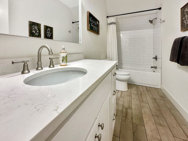 7810 Bill Moss Rd, White House, TN 37188