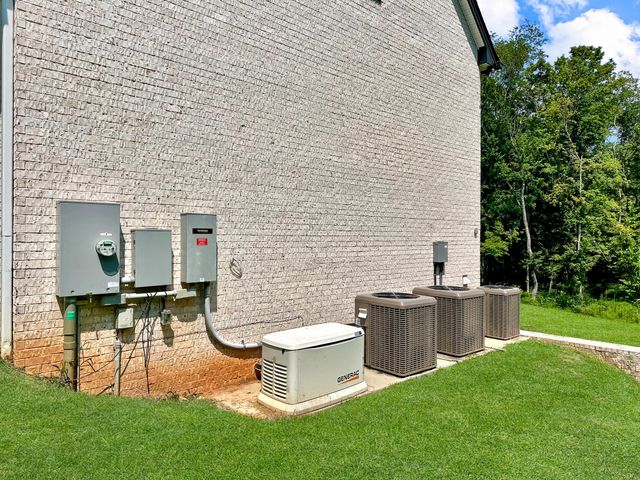 7810 Bill Moss Rd, White House, TN 37188