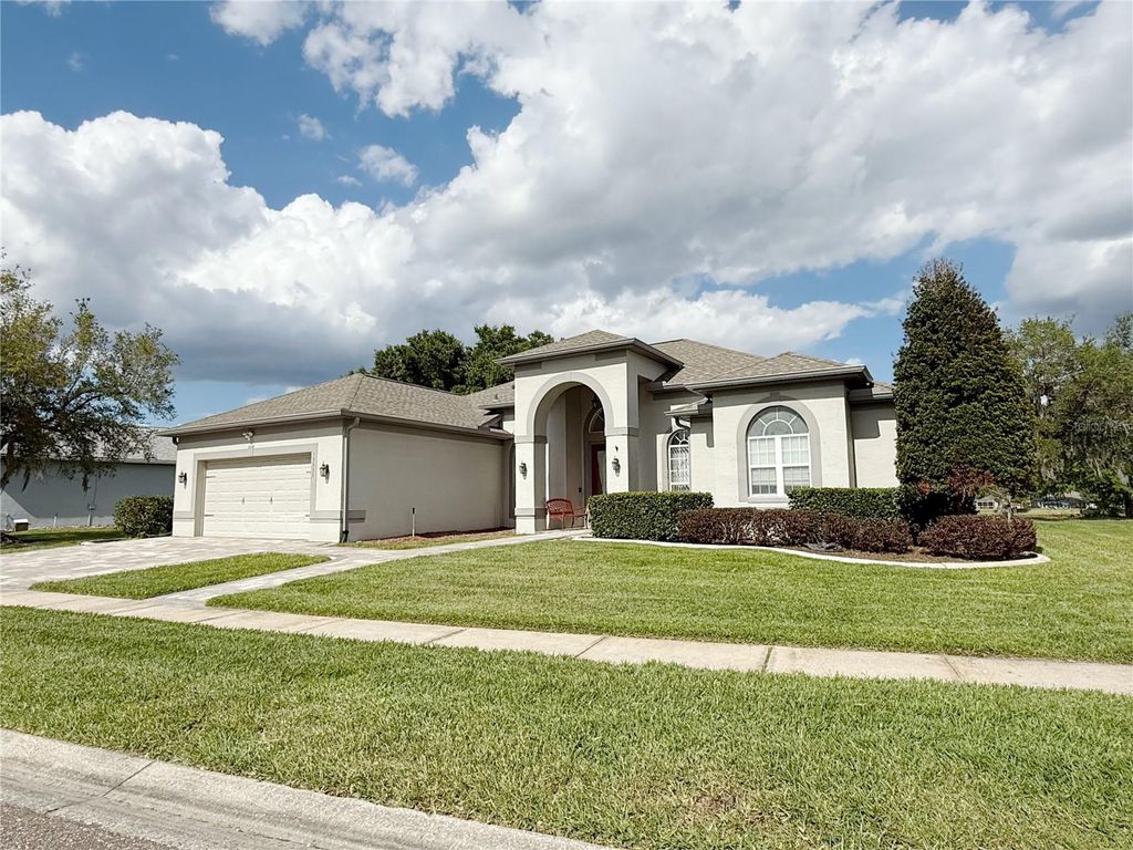 13535 BLUEWATER CIRCLE, Orlando, FL 32828