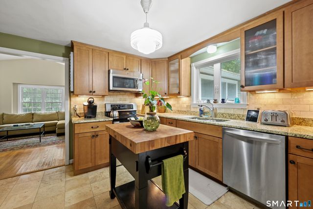 109 Cannon Drive, Hebron, CT 06231