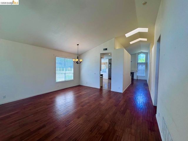 5001 Meadow Pass Way, Antelope, CA 95843