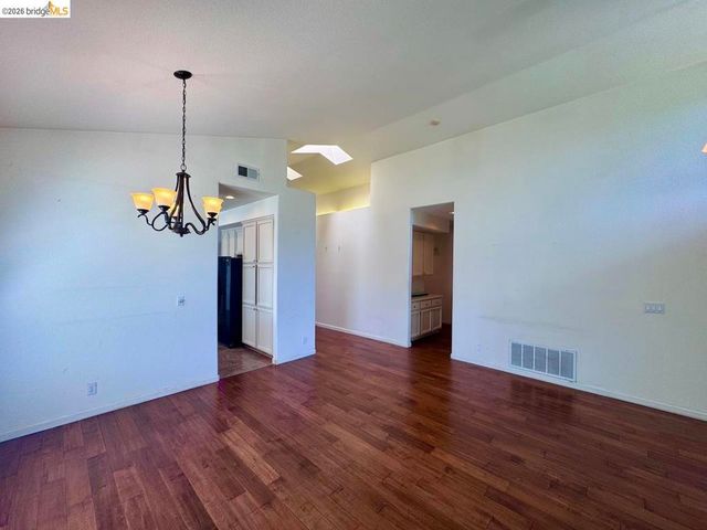 5001 Meadow Pass Way, Antelope, CA 95843