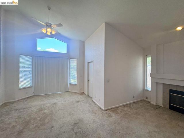 5001 Meadow Pass Way, Antelope, CA 95843