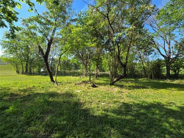 823 Millard Street, Dallas, TX 75203