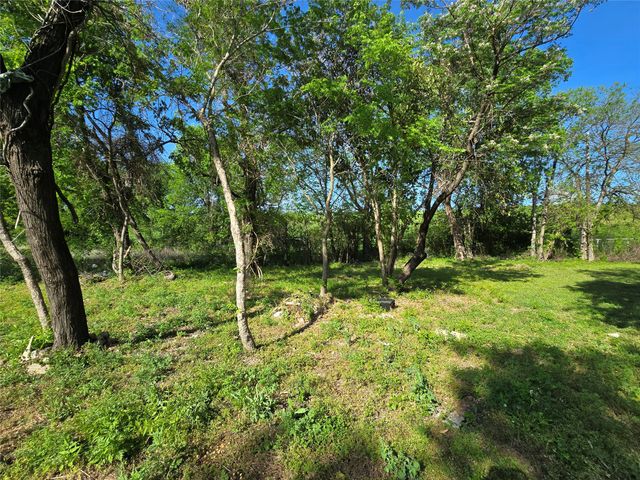 823 Millard Street, Dallas, TX 75203