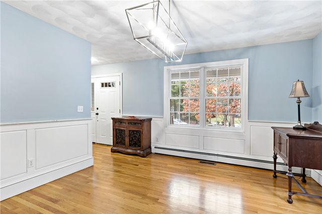 5 Brackenhill Court, Richmond, RI 02812