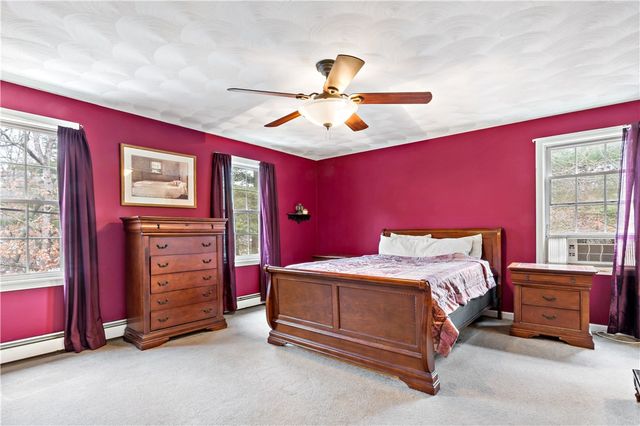 5 Brackenhill Court, Richmond, RI 02812