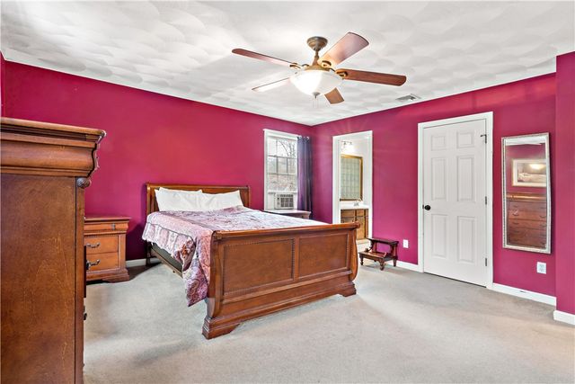 5 Brackenhill Court, Richmond, RI 02812