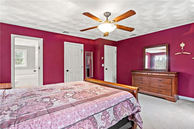 5 Brackenhill Court, Richmond, RI 02812