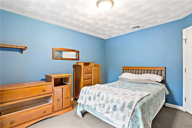 5 Brackenhill Court, Richmond, RI 02812