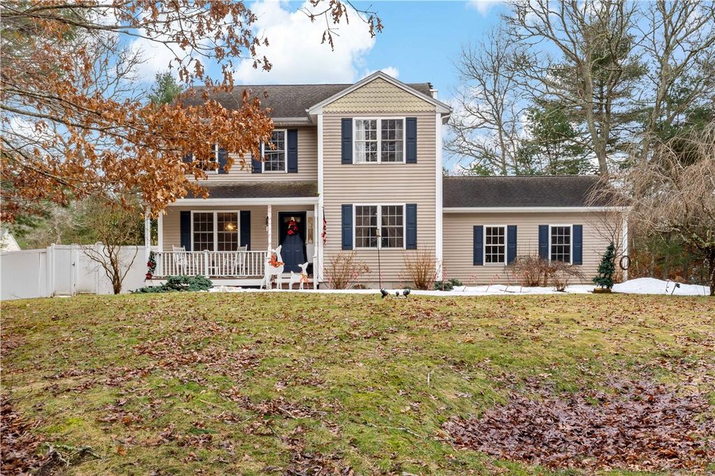 5 Brackenhill Court, Richmond, RI 02812