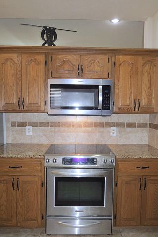 3677 W Driftwood Street, Springfield, MO 65807