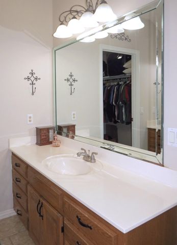 3677 W Driftwood Street, Springfield, MO 65807