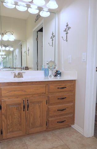 3677 W Driftwood Street, Springfield, MO 65807