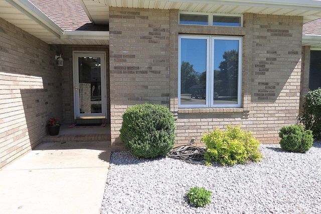 3677 W Driftwood Street, Springfield, MO 65807