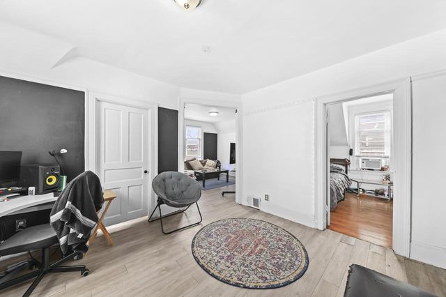 522 Burleigh STREET, Milwaukee, WI 53212