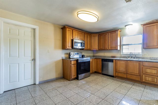 3517 Chihuahua Avenue, Dallas, TX 75212