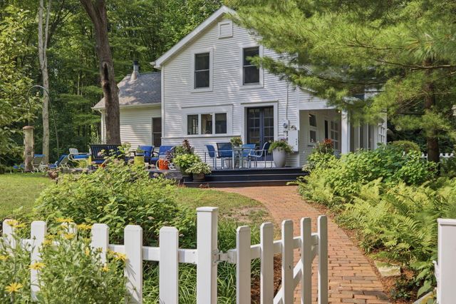 15752 Locke Road, Union Pier, MI 49129