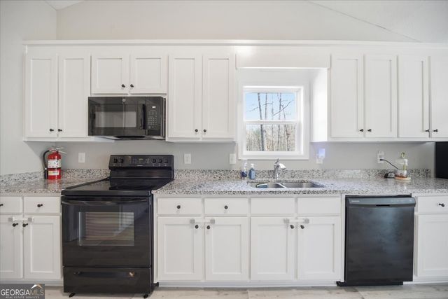 509 Kinsley Way, Statham, GA 30666