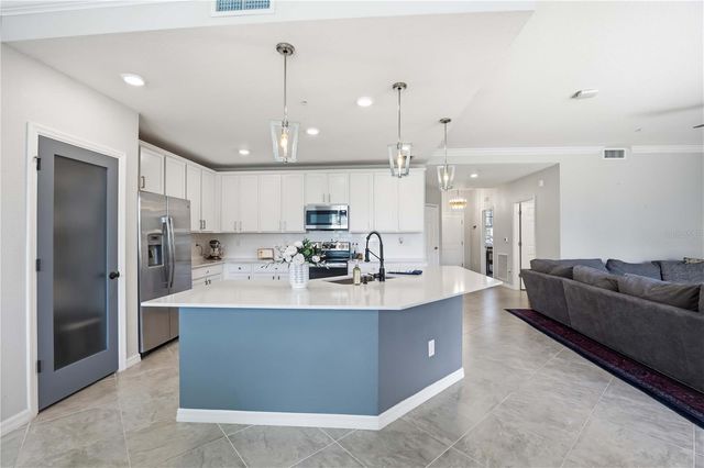 10055 CROOKED CREEK DRIVE 102, Venice, FL 34293