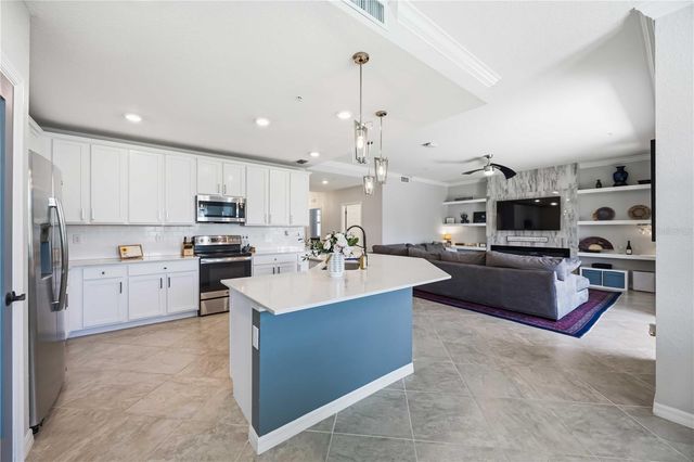 10055 CROOKED CREEK DRIVE 102, Venice, FL 34293