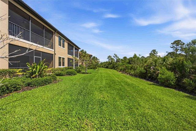 10055 CROOKED CREEK DRIVE 102, Venice, FL 34293