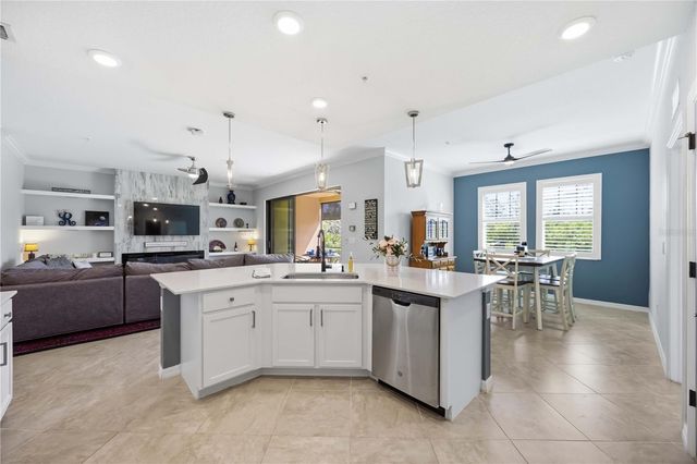 10055 CROOKED CREEK DRIVE 102, Venice, FL 34293